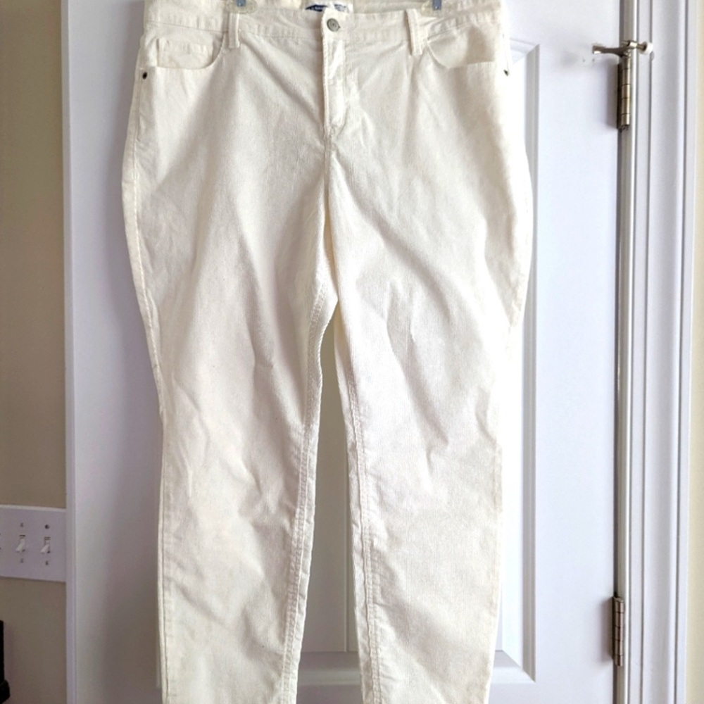 NWOT Old Navy Rockstar Super Skinny Corduroy Pants Sz 18 Petite
